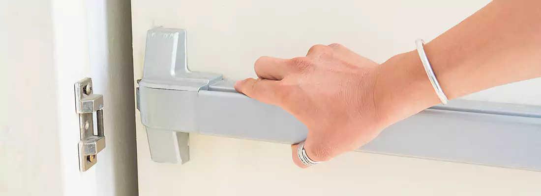 Fast and Affordable Door Panic Bar Installation in Oakland Park, FL